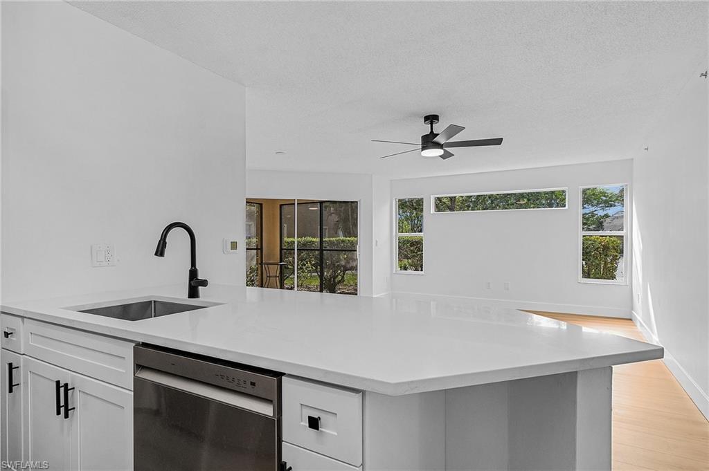 8950 Colonnades Ct E # 817 Property Photo 5
