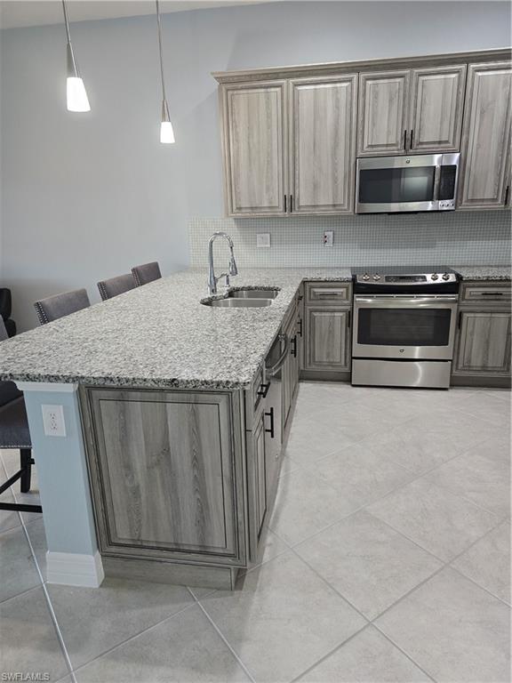 12000 Five Waters Cir Ne Property Photo 18