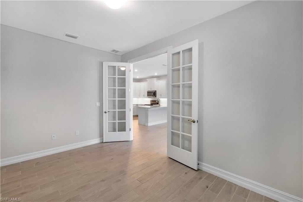 1018 Enbrook Loop Property Photo 8
