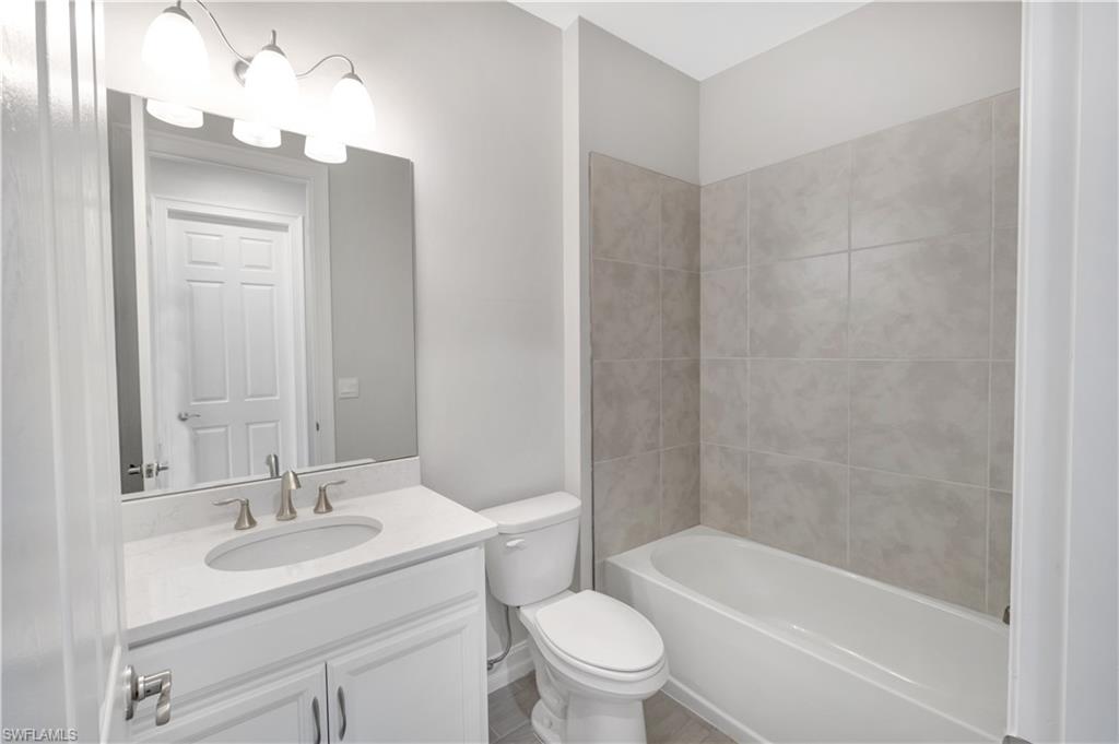 1018 Enbrook Loop Property Photo 15