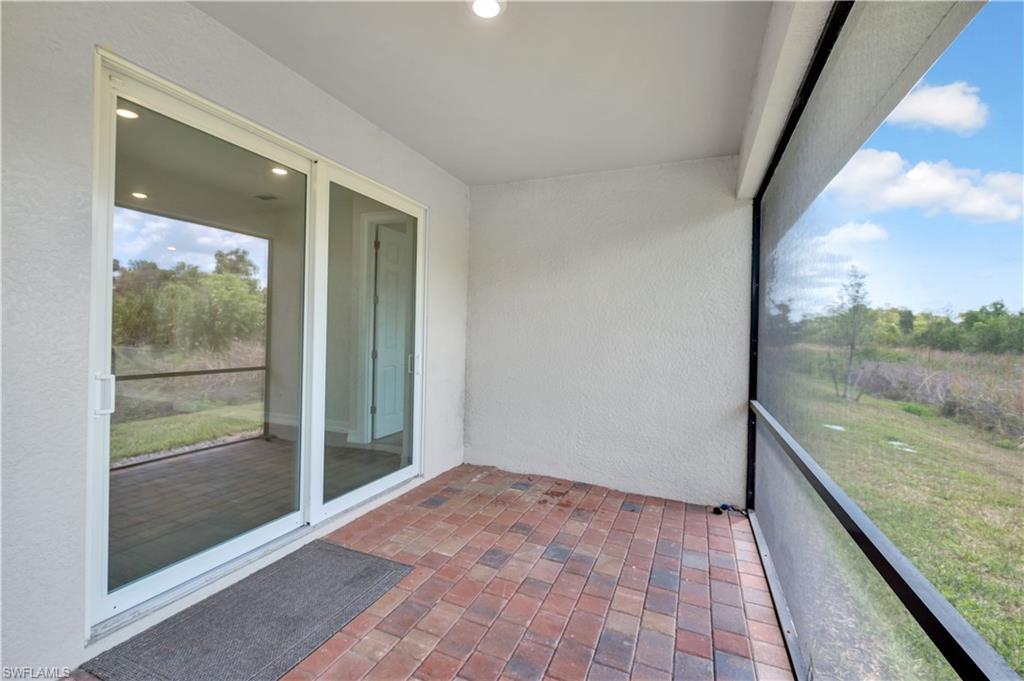1018 Enbrook Loop Property Photo 23