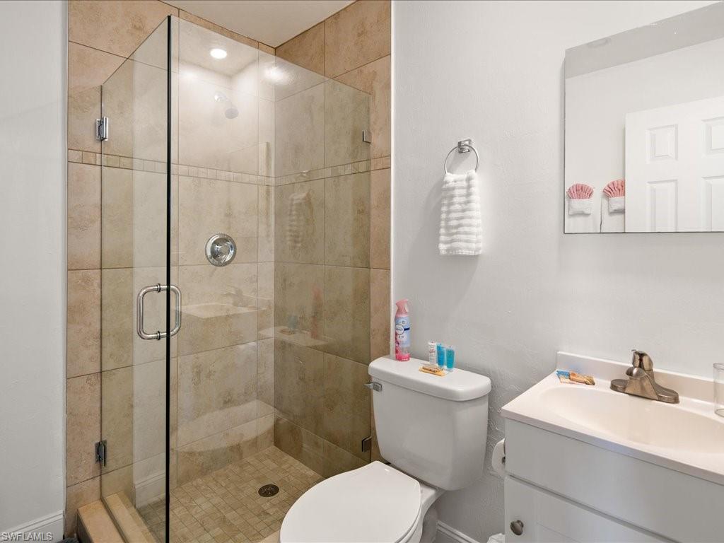 107 East Ave Property Photo 15