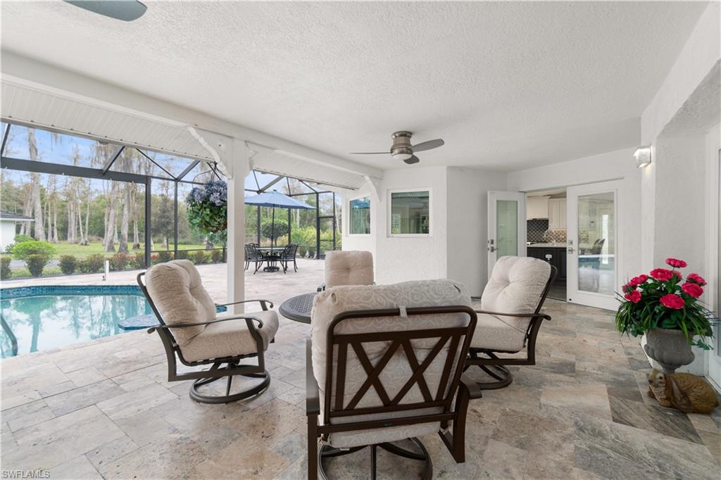 5750 Napa Woods Way Property Photo 10