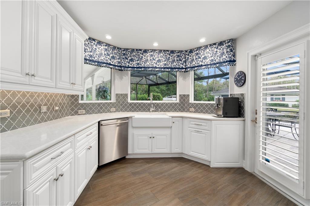 5750 Napa Woods Way Property Photo 16