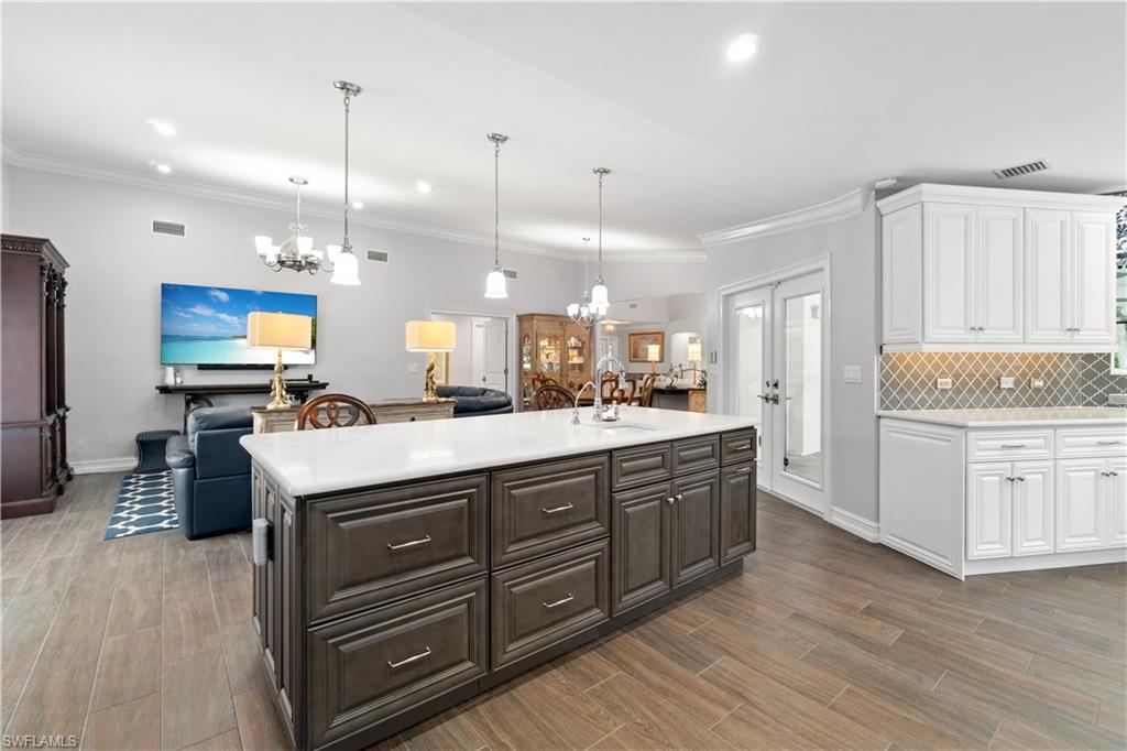 5750 Napa Woods Way Property Photo 17