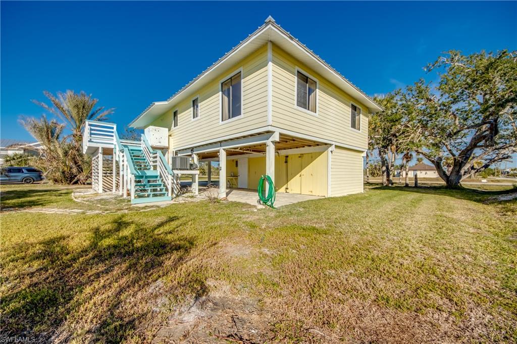 2490 Avocado St Property Photo 2