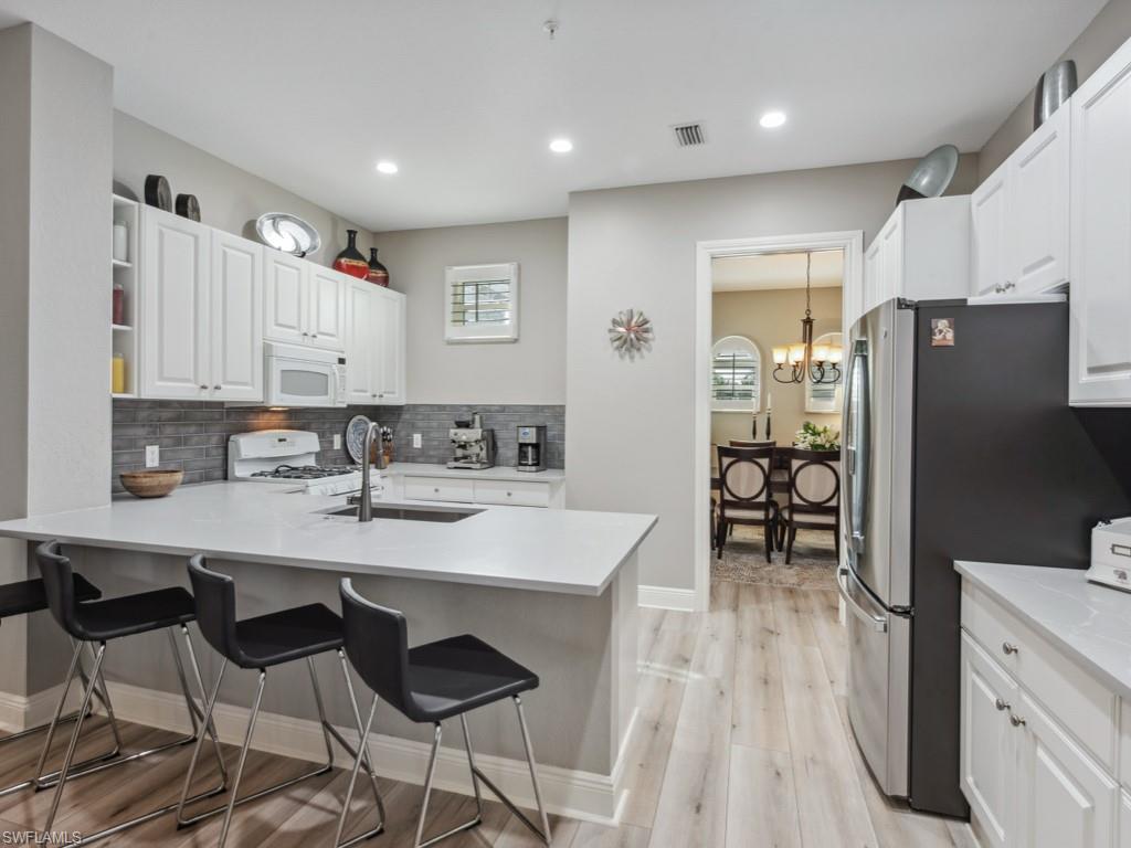 9270 Campanile Cir # 202 Property Photo 4