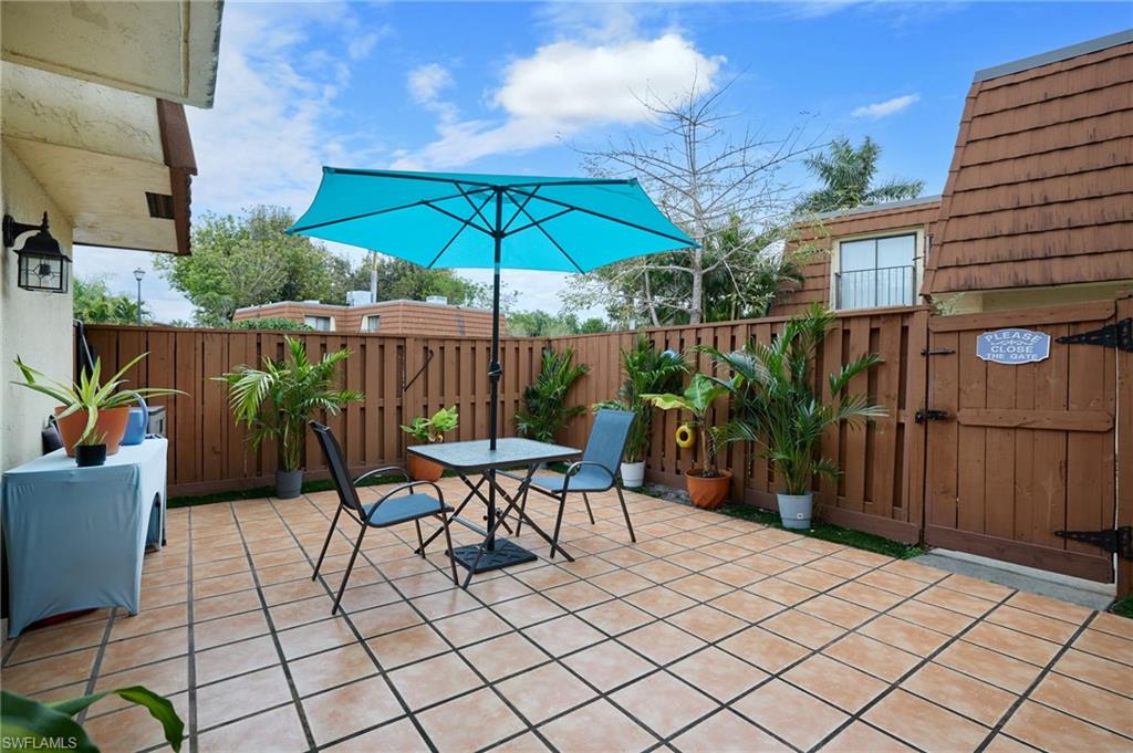 5247 Cedarbend DR # 2 Property Photo 1