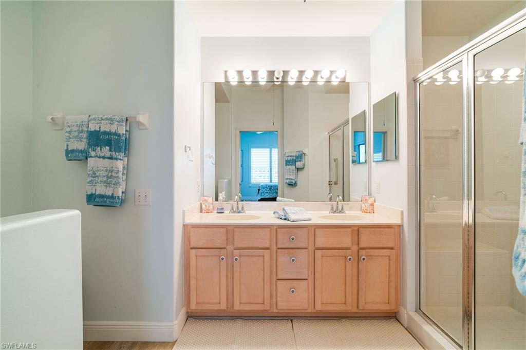 9190 Southmont Cv 306 Property Photo 17