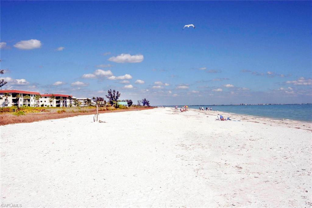 827 E Gulf Dr # L1 Property Photo 2