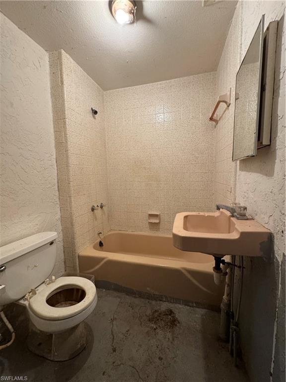 8306 Suncoast Dr Property Photo 9