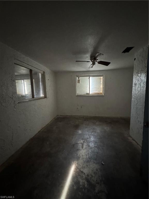 8306 Suncoast Dr Property Photo 17