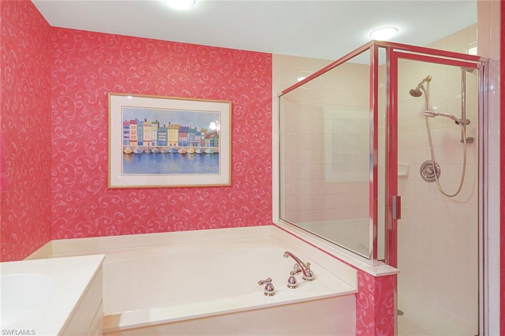 325 Dunes Blvd # 605 Property Photo 17