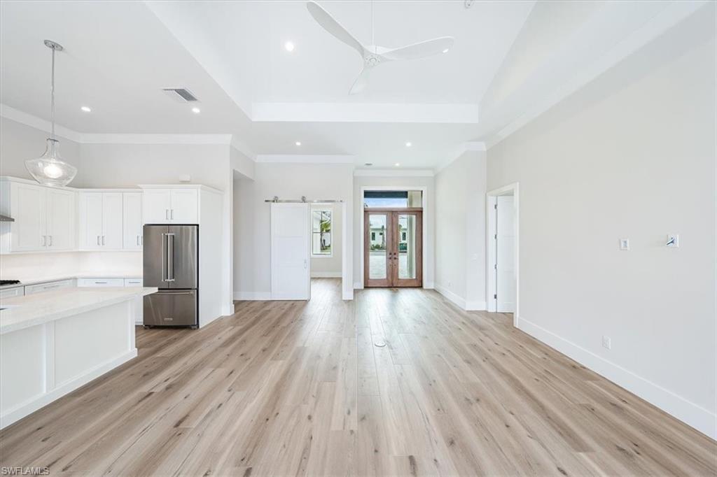 4500 Seagrove Landing Way Property Photo 3
