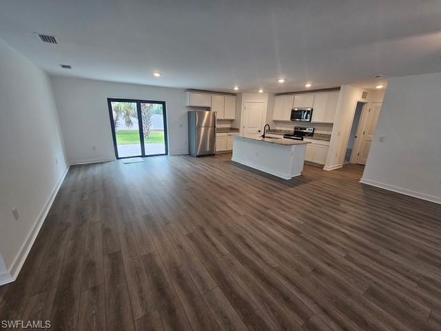 723 Brannen Ave Property Photo 4