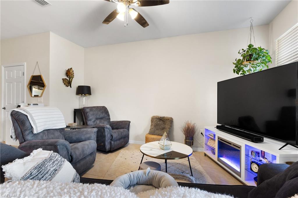 10806 Alvara Point Dr Property Photo 10