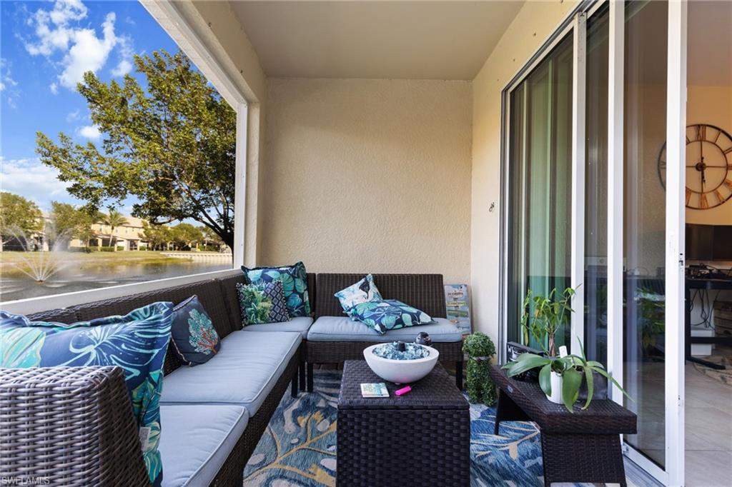 10806 Alvara Point Dr Property Photo 16