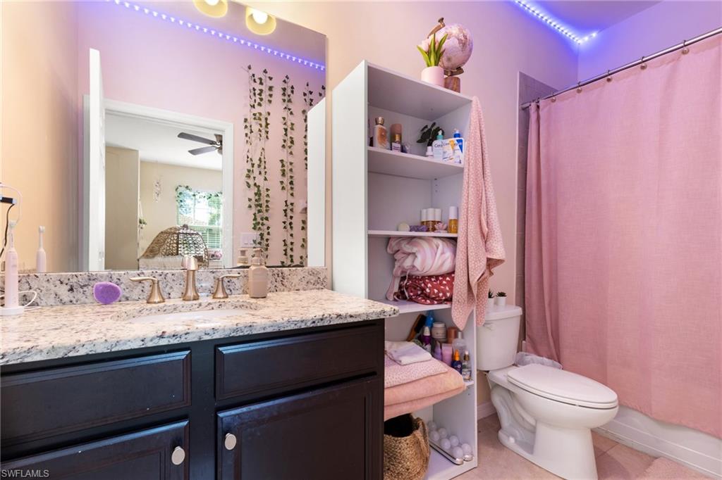 10806 Alvara Point Dr Property Photo 25