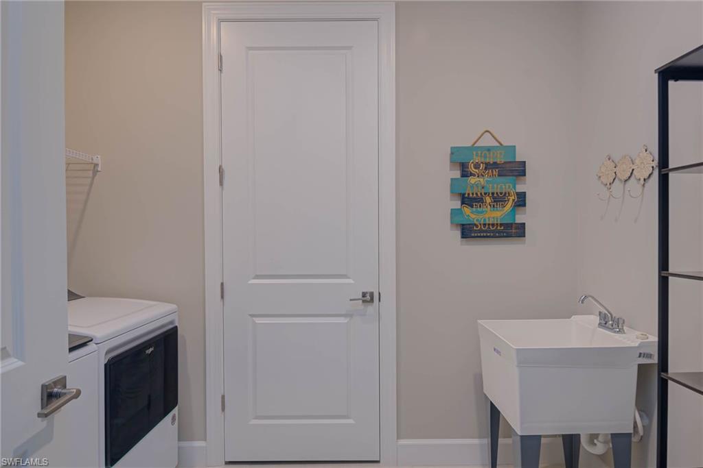 6217 Harmony Dr Property Photo 29