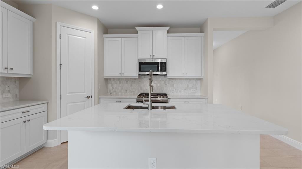 17831 Saddlebunch Key Dr Property Photo 7