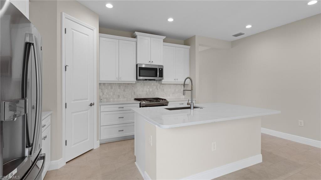 17831 Saddlebunch Key Dr Property Photo 8