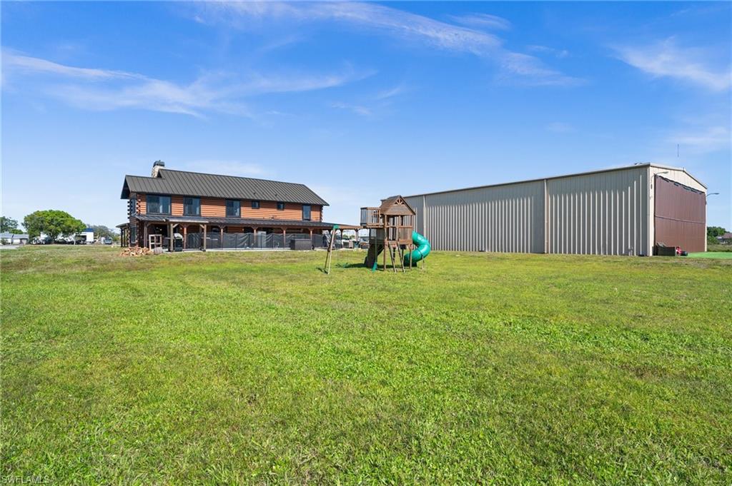 3040 Trail Dairy Cir Property Photo 3