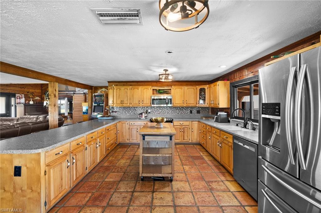 3040 Trail Dairy Cir Property Photo 40