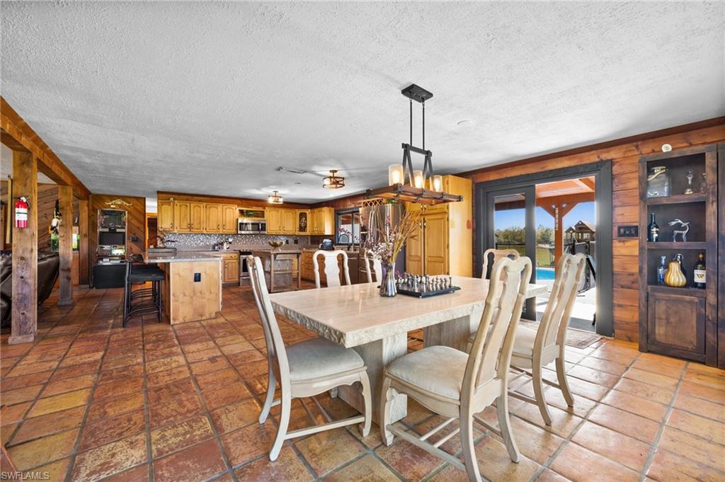 3040 Trail Dairy Cir Property Photo 44