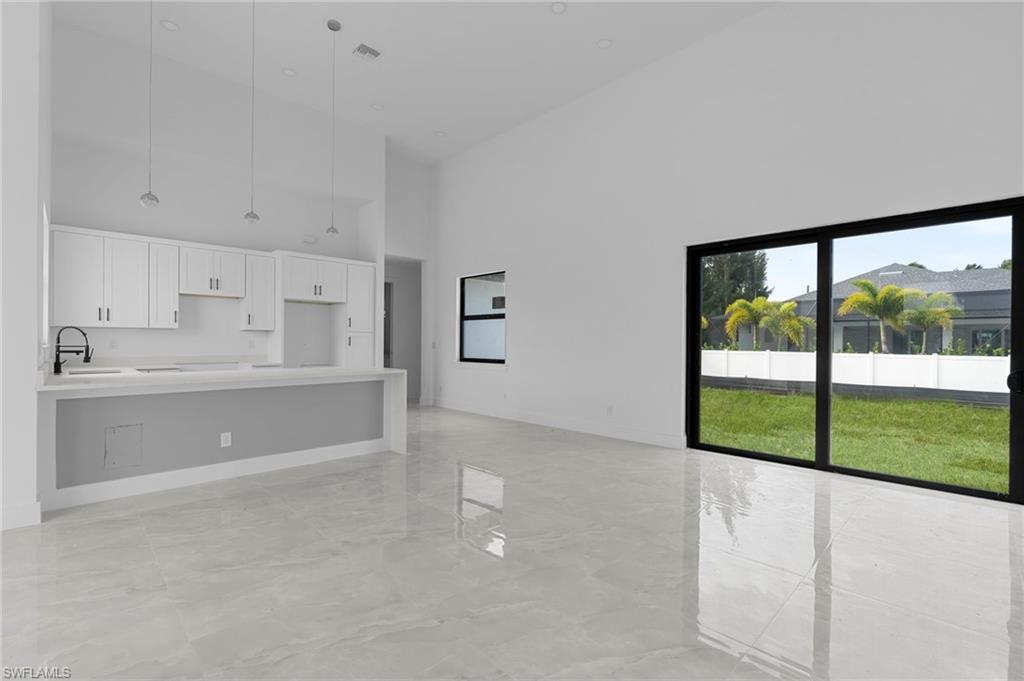 2826 Nw 42nd Ave Property Photo 5