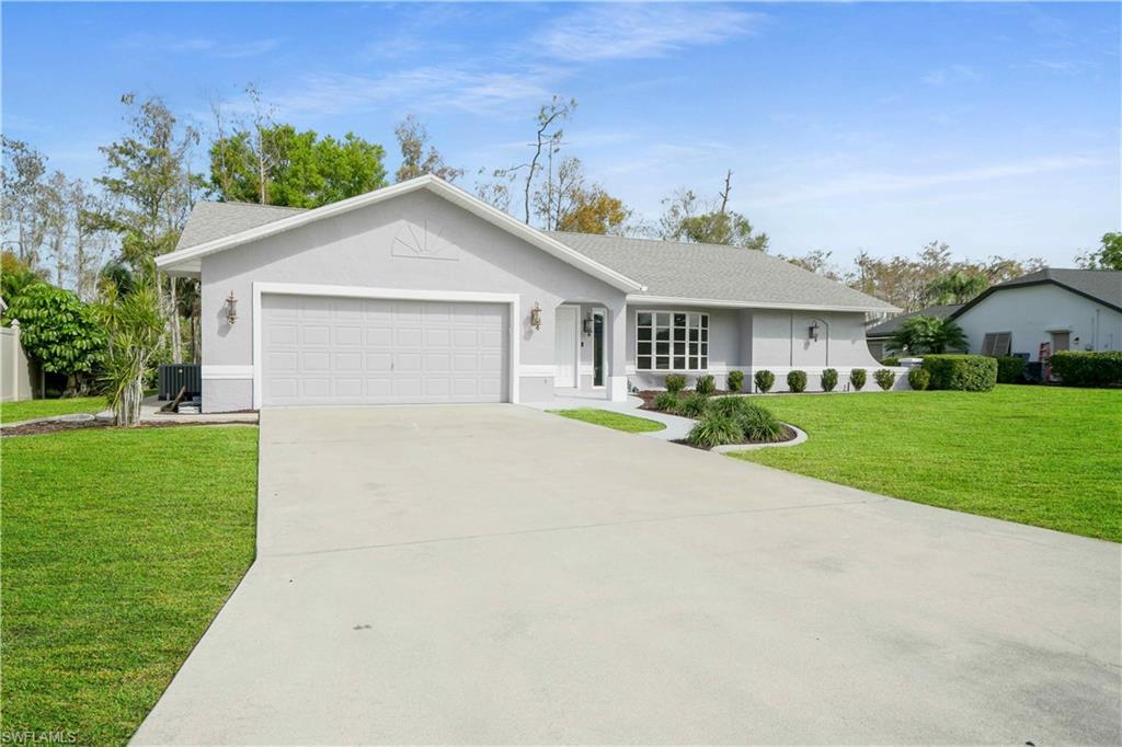 6686 Kestrel Cir Property Photo
