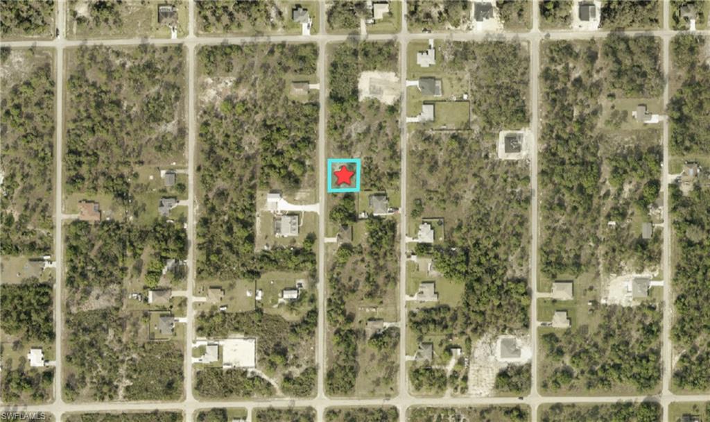 1414 Hibiscus Ave Property Photo 5