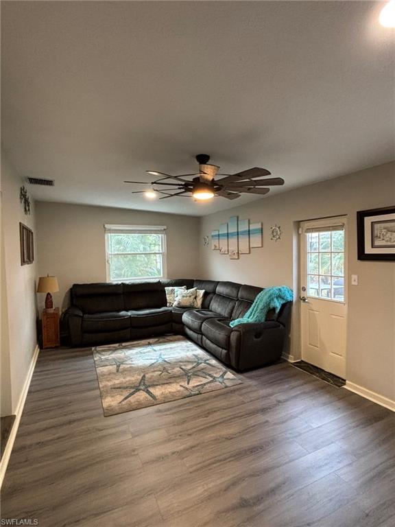 12264 103rd St Property Photo 6