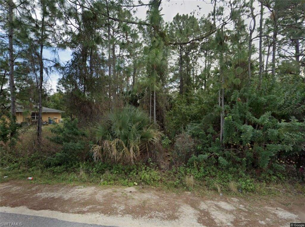 2241-2243 Fairway Dr Property Photo 1