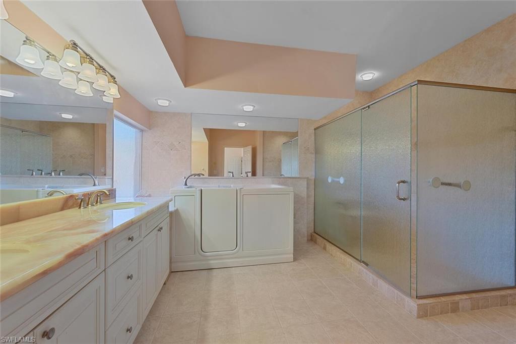11827 Quail Village Way Property Photo 16