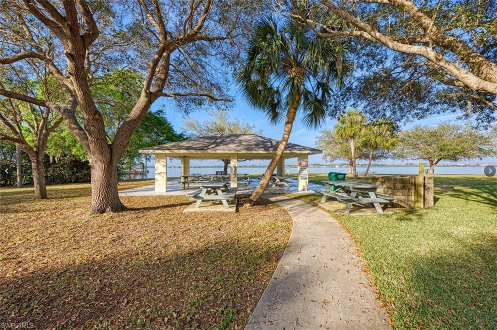 12340 Hathaway Ter Property Photo 9