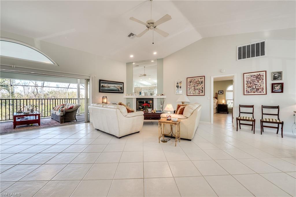 3025 Turtle Gait Ln Property Photo 6