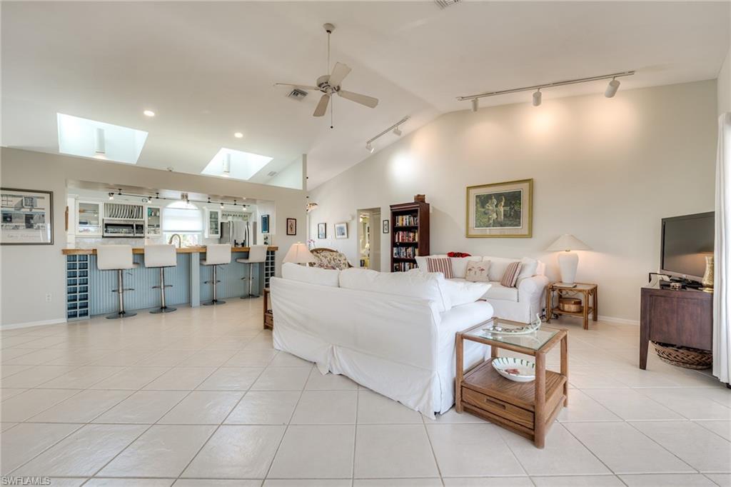 3025 Turtle Gait Ln Property Photo 14