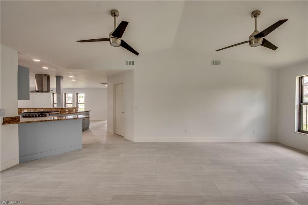 4011 Agualinda Blvd Property Photo 13