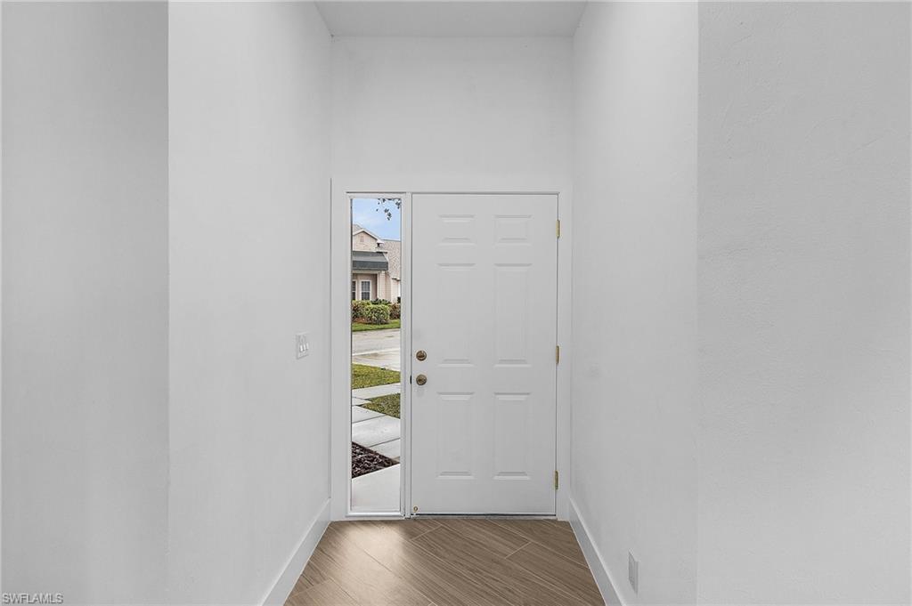 2657 Aft Ave Property Photo 4