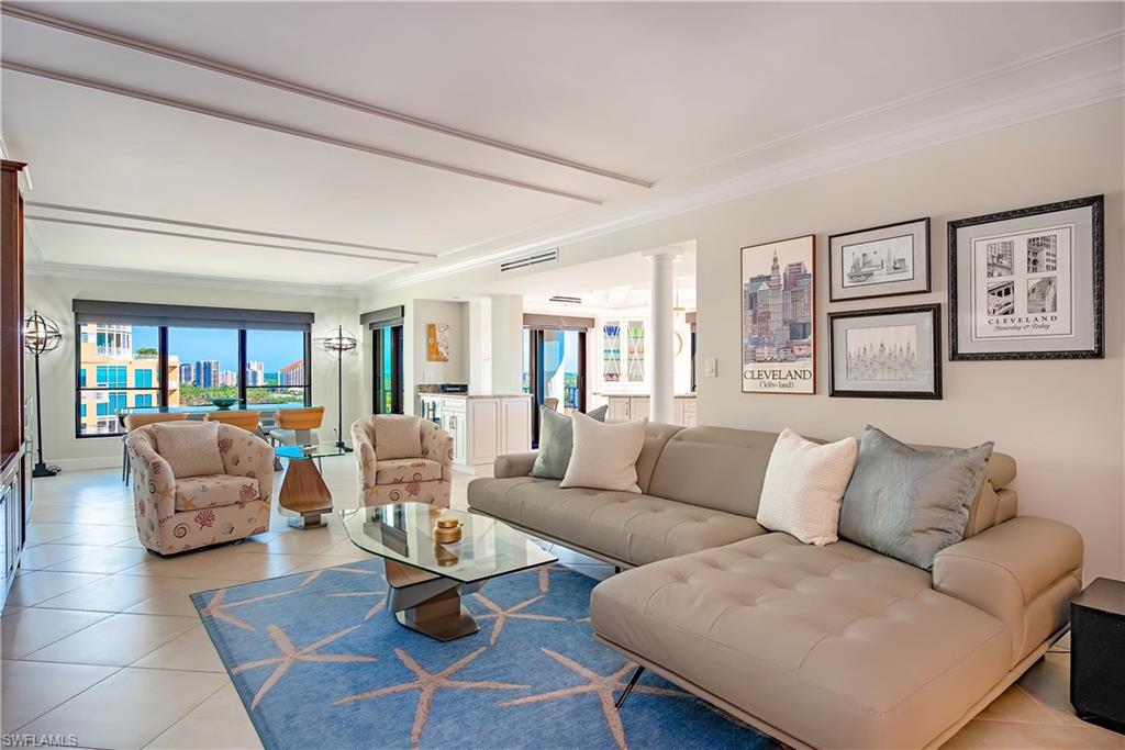 4451 Gulf Shore Blvd N # 1705 Property Photo