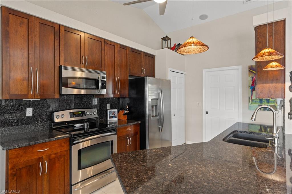 4122 Library St Property Photo 10