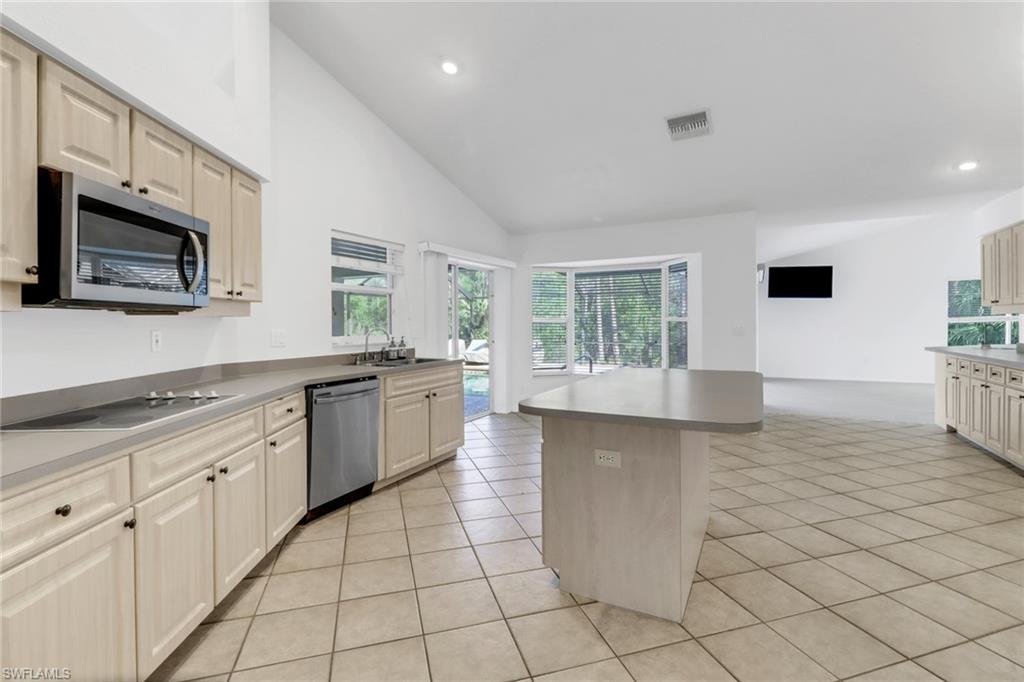 6371 Silver And Lewis Ln Property Photo 7