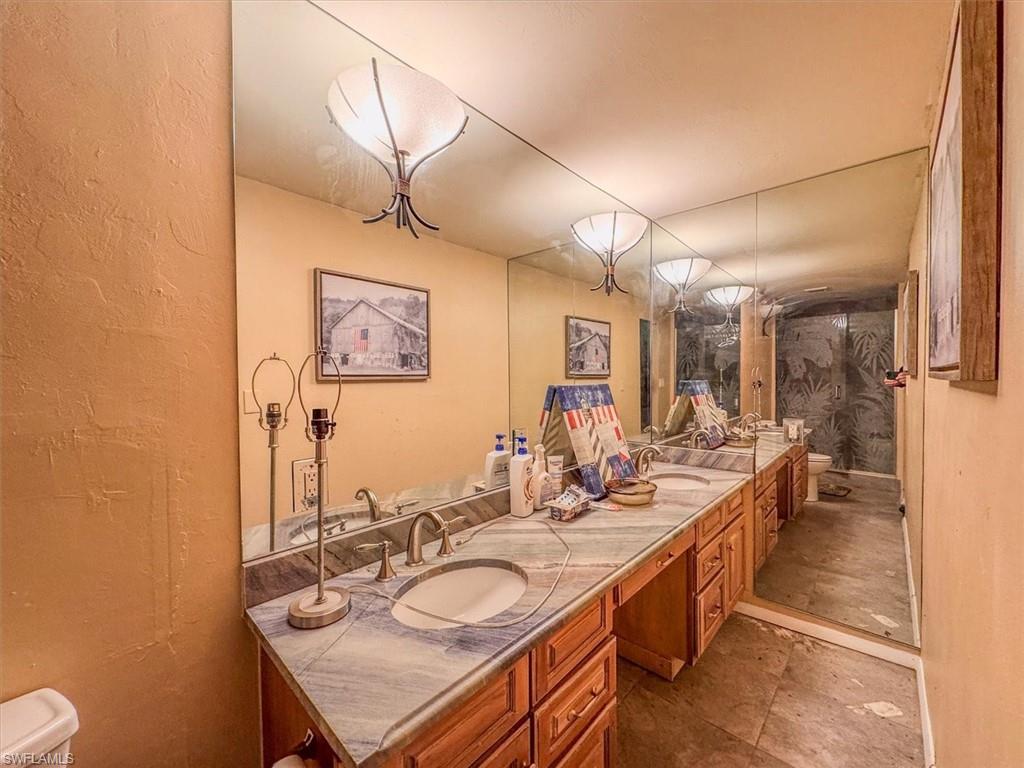 17671 + 17681 San Carlos Blvd Property Photo 37