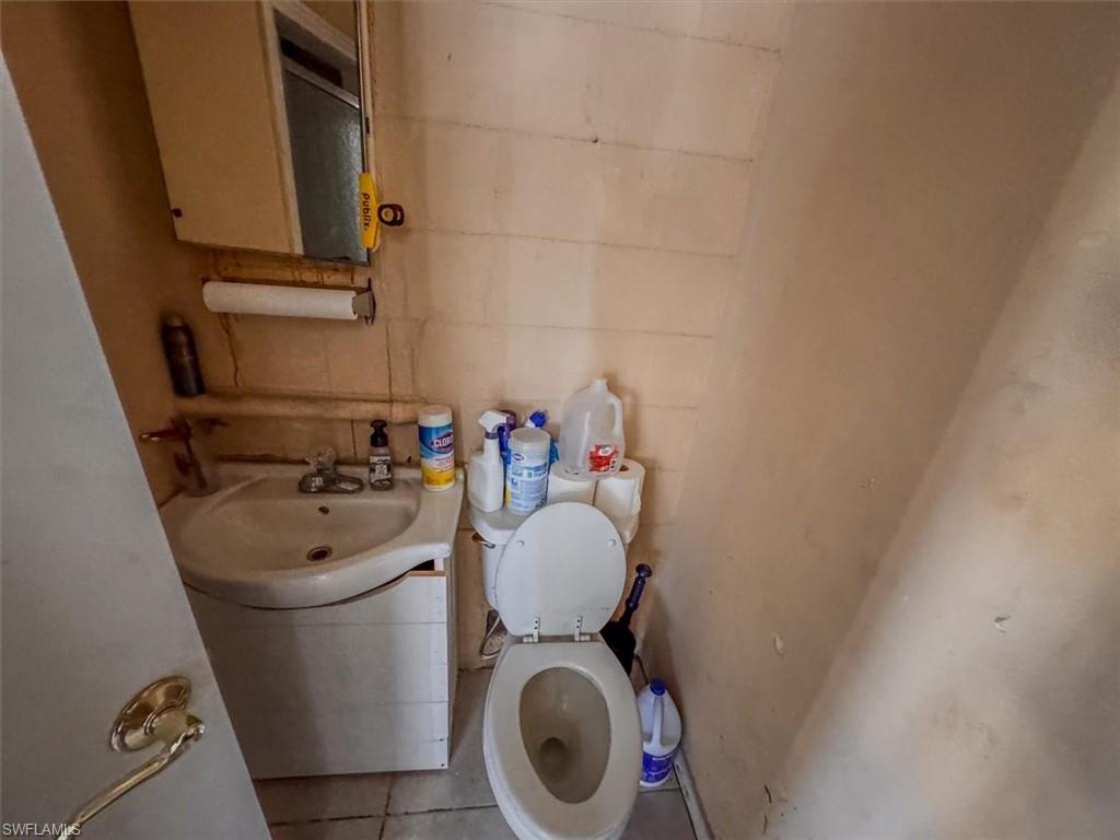 17671 + 17681 San Carlos Blvd Property Photo 44