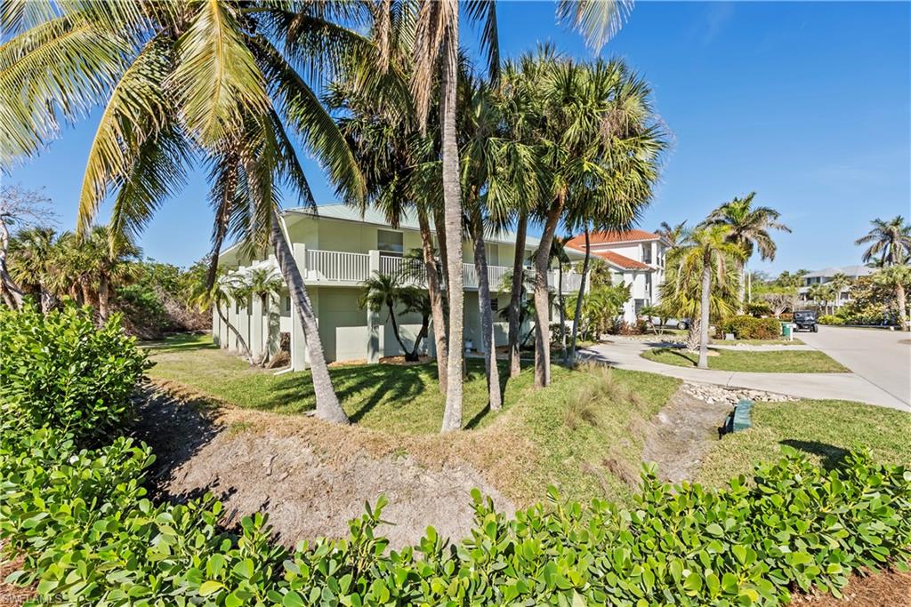 940 Sand Dune Dr Property Photo 3