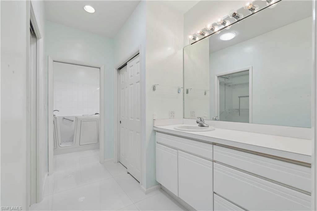 940 Sand Dune Dr Property Photo 23