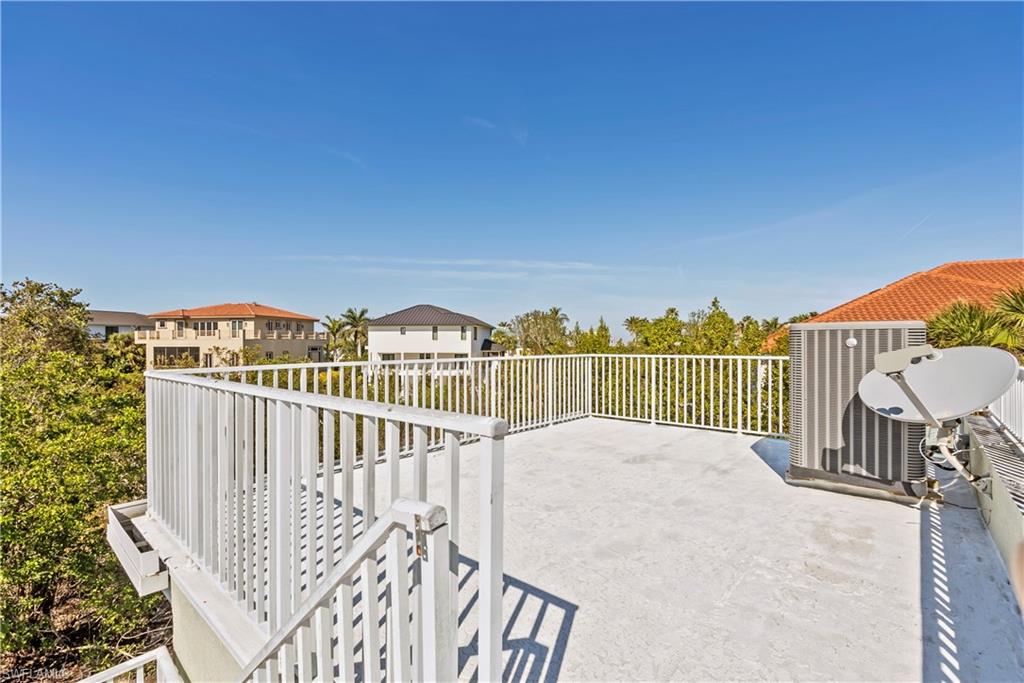 940 Sand Dune Dr Property Photo 37
