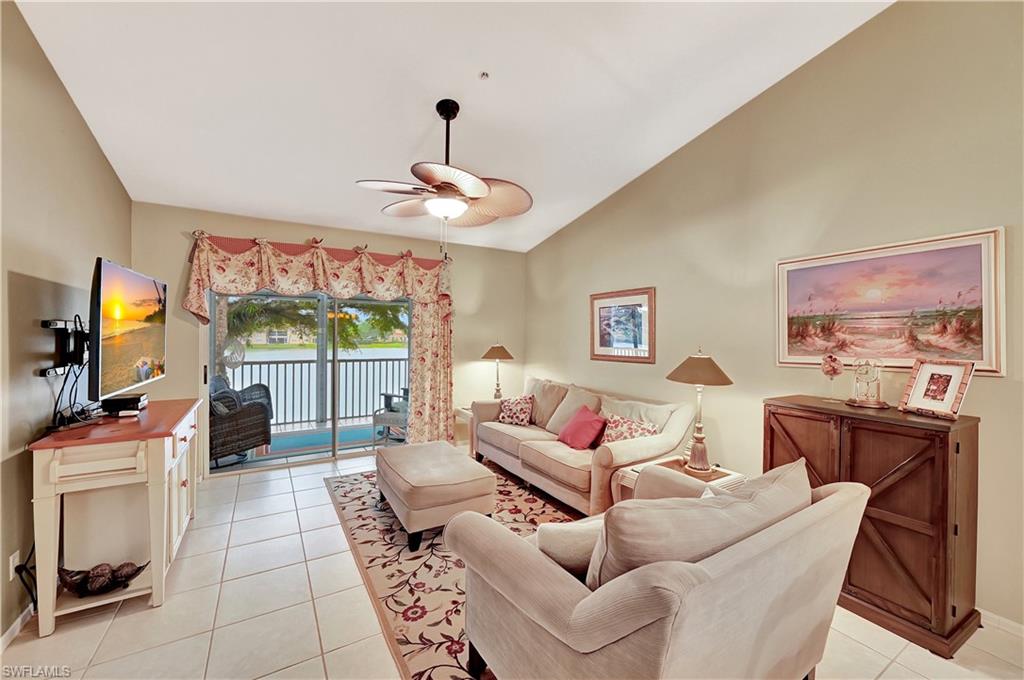 6496 Huntington Lakes Cir # 201 Property Photo 4