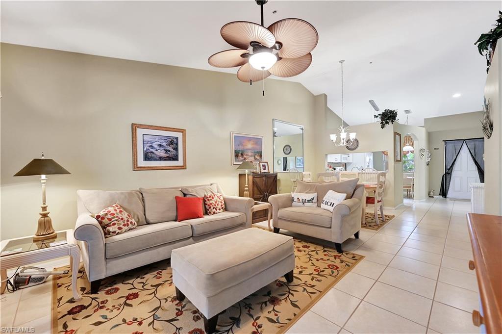 6496 Huntington Lakes Cir # 201 Property Photo 9