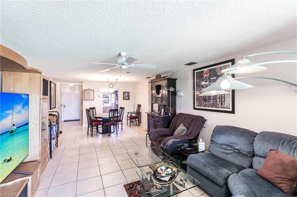 2127 Sw Pine Ln # 3 Property Photo 17